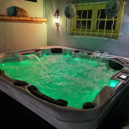 Appartement Avec Piscine Et Jacuzzi A 50Metres De La Plage Et 5Min De L'Allee Des Pins Argelès-sur-Mer Exterior foto
