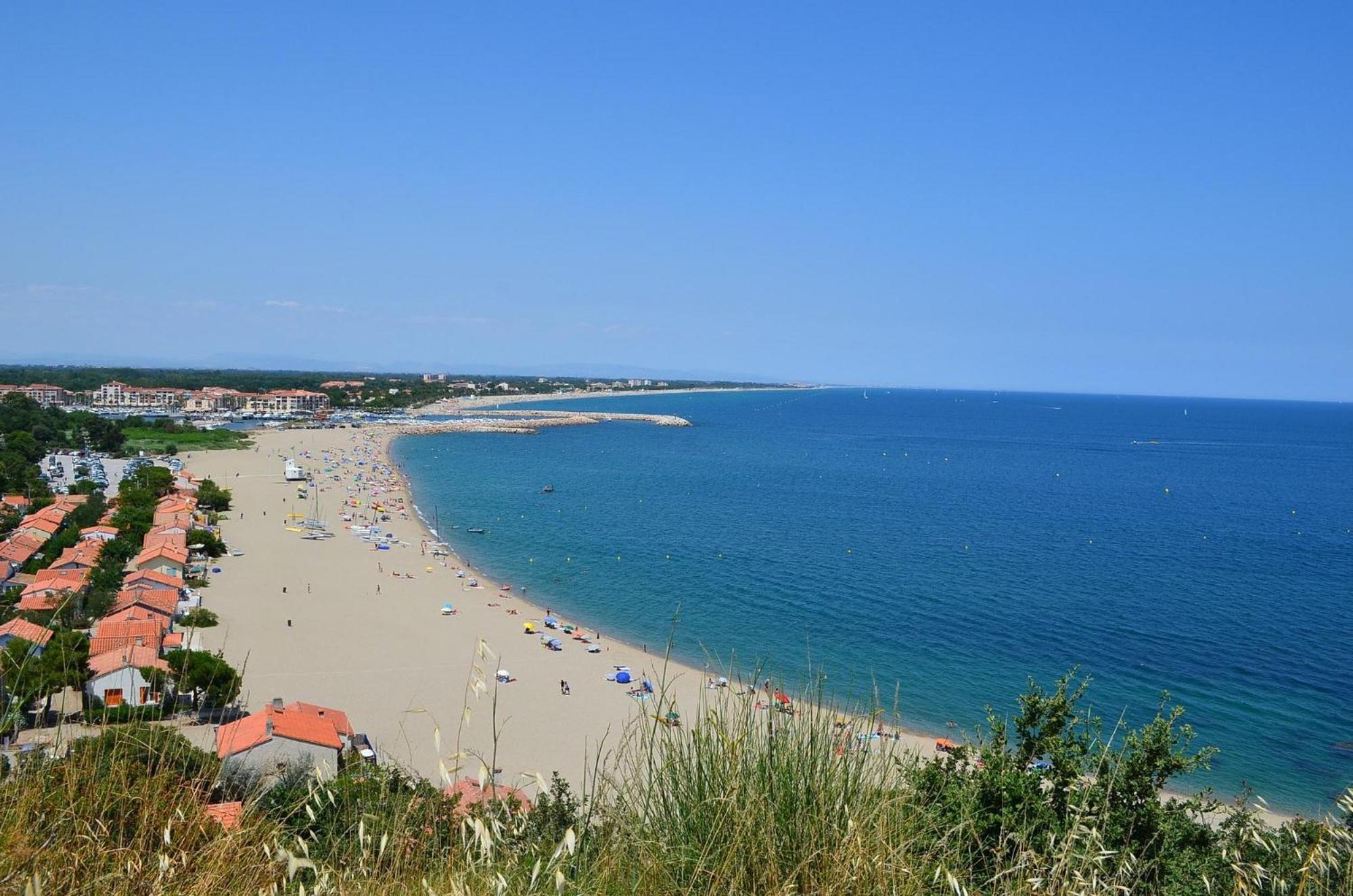 Avec Piscine Et Jacuzzi A 50metres De La Et 5min De L'allee Des Pins Argeles-sur-Mer